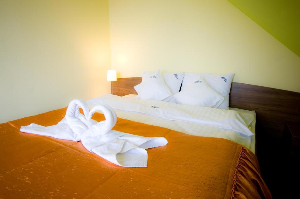 Hotel Gosciniec Horyzont Zemborzyce Tereszyńskie Zimmer foto