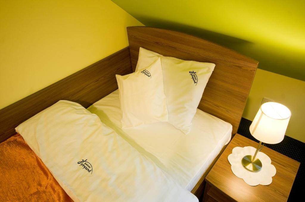 Hotel Gosciniec Horyzont Zemborzyce Tereszyńskie Zimmer foto